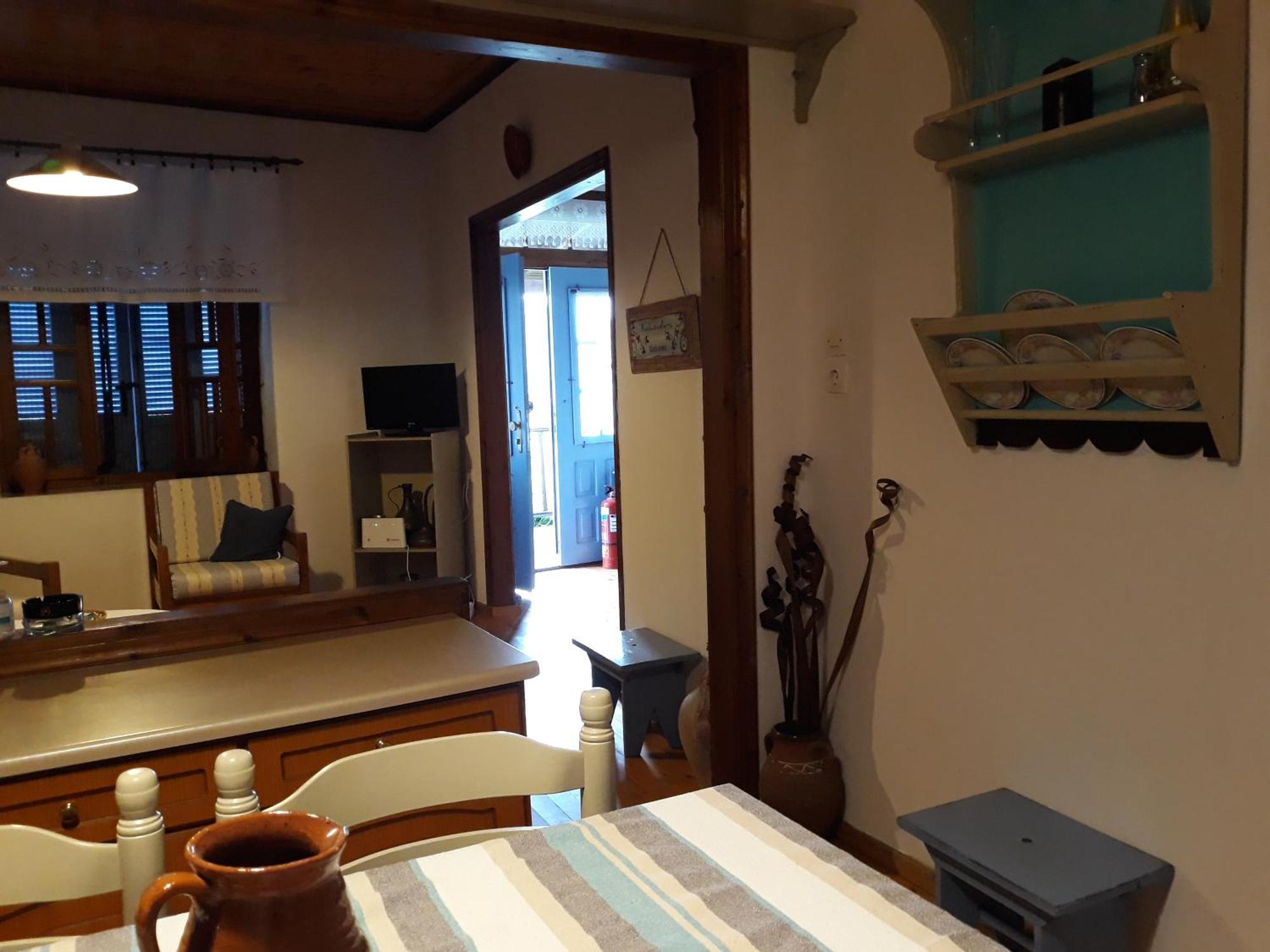 Athina'S House Guest House Скала Сотирос Екстериор снимка