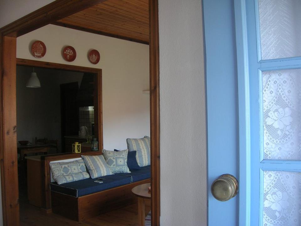 Athina'S House Guest House Скала Сотирос Екстериор снимка