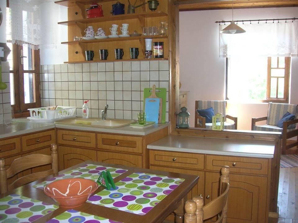 Athina'S House Guest House Скала Сотирос Екстериор снимка