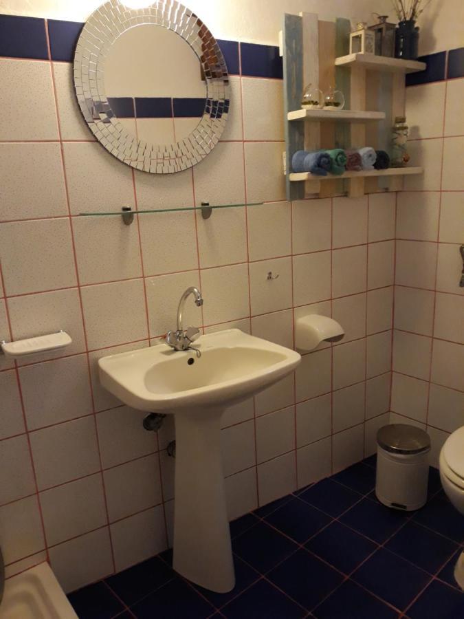 Athina'S House Guest House Скала Сотирос Екстериор снимка